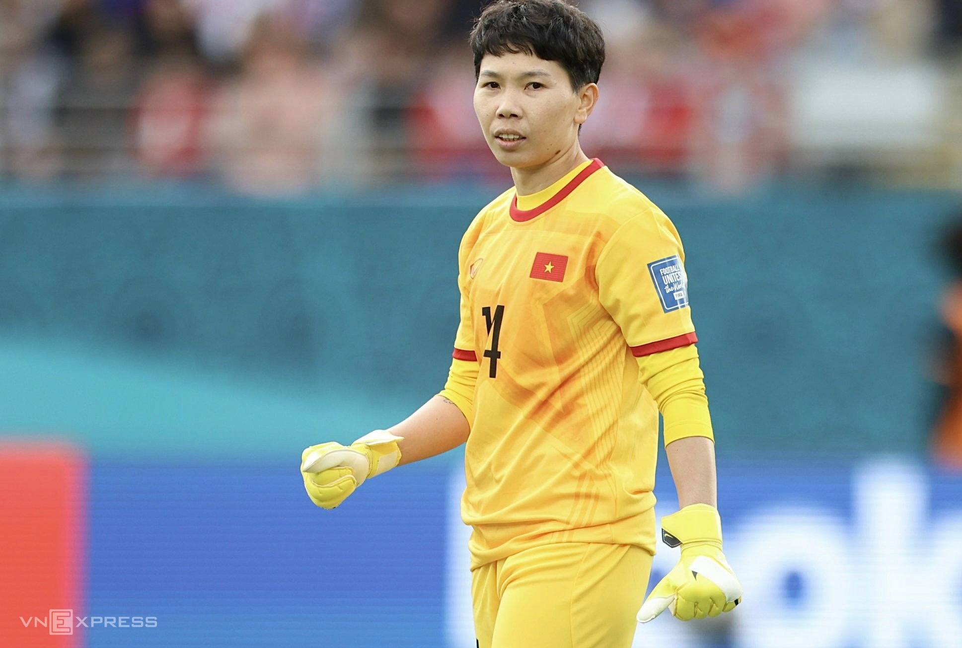 thu-mon-kim-thanh-toi-von-khong-biet-bat-bong-lam-thu-mon-chi-vi-tay-to-va-mong-ba-me-do-kho